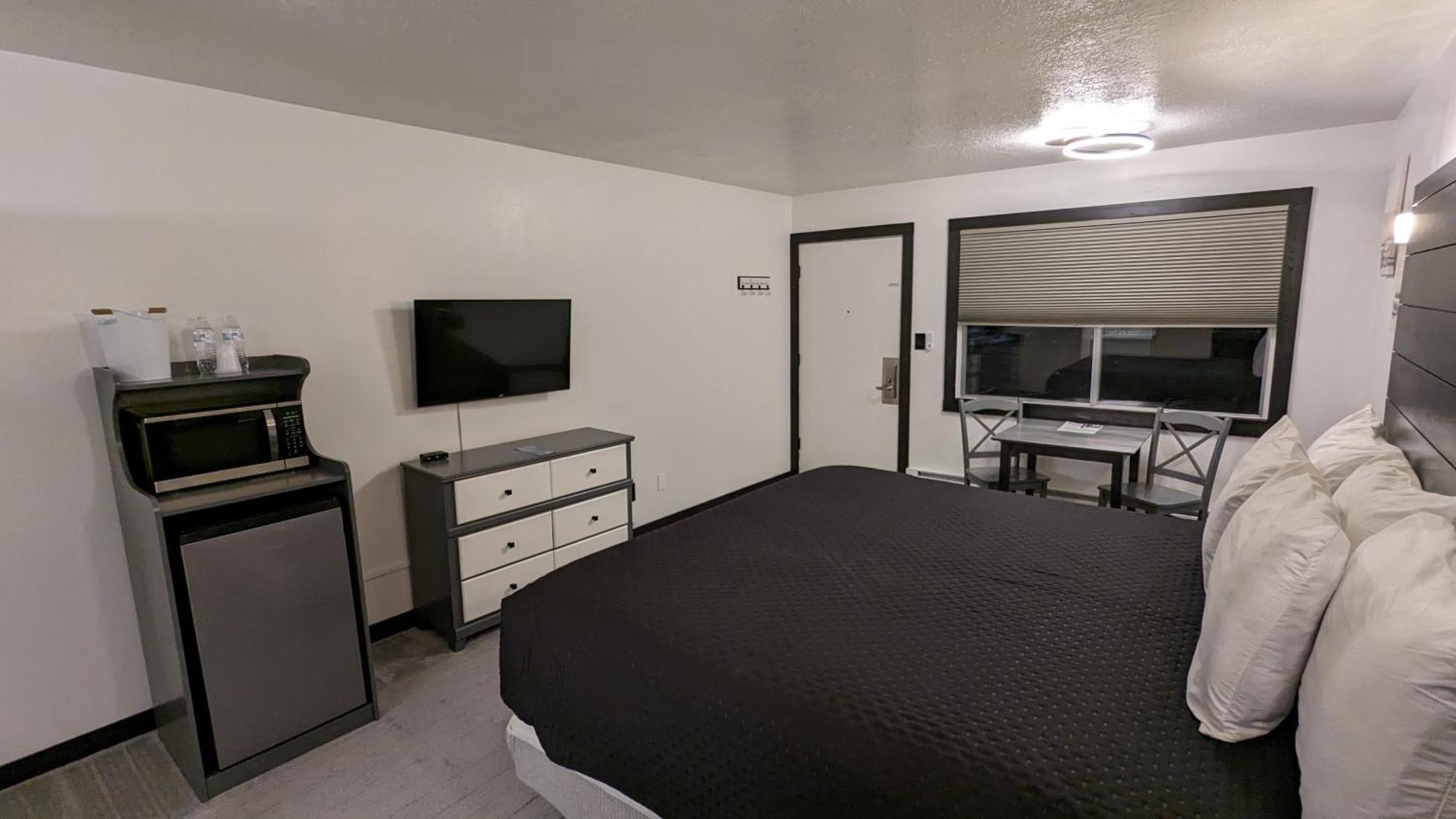 High Desert Inn Салина Экстерьер фото